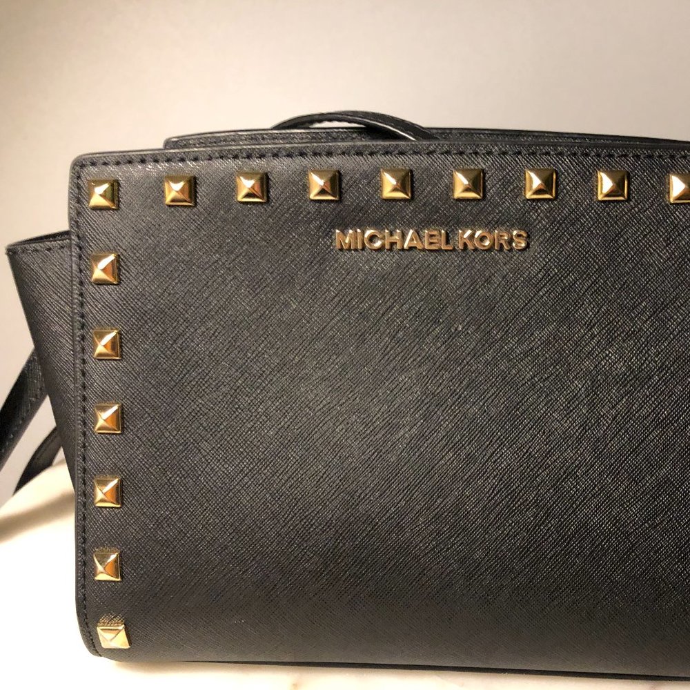 Michael Kors Medium Crossbody